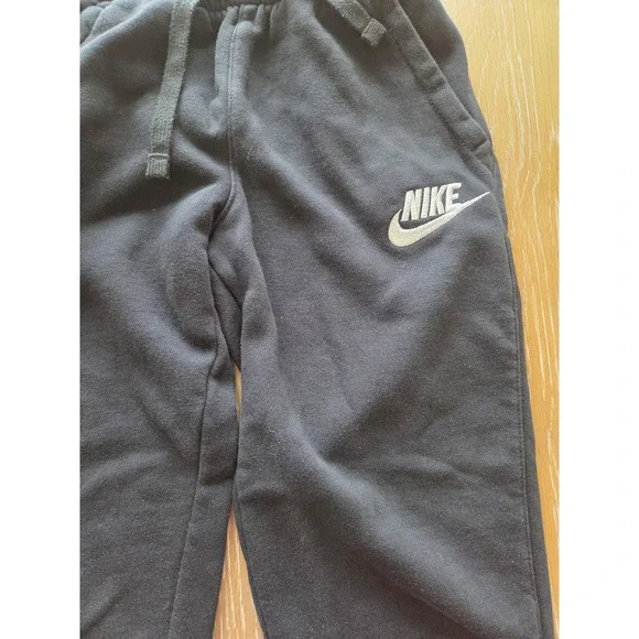Nike boys joggers size medium - Picture 2 of 2